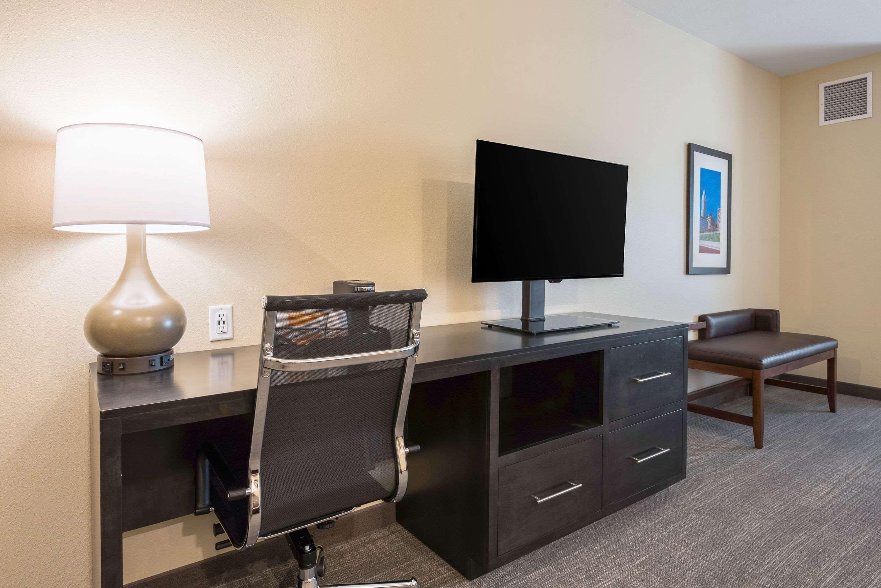 Comfort Suites Marysville Columbus - Northwest Экстерьер фото