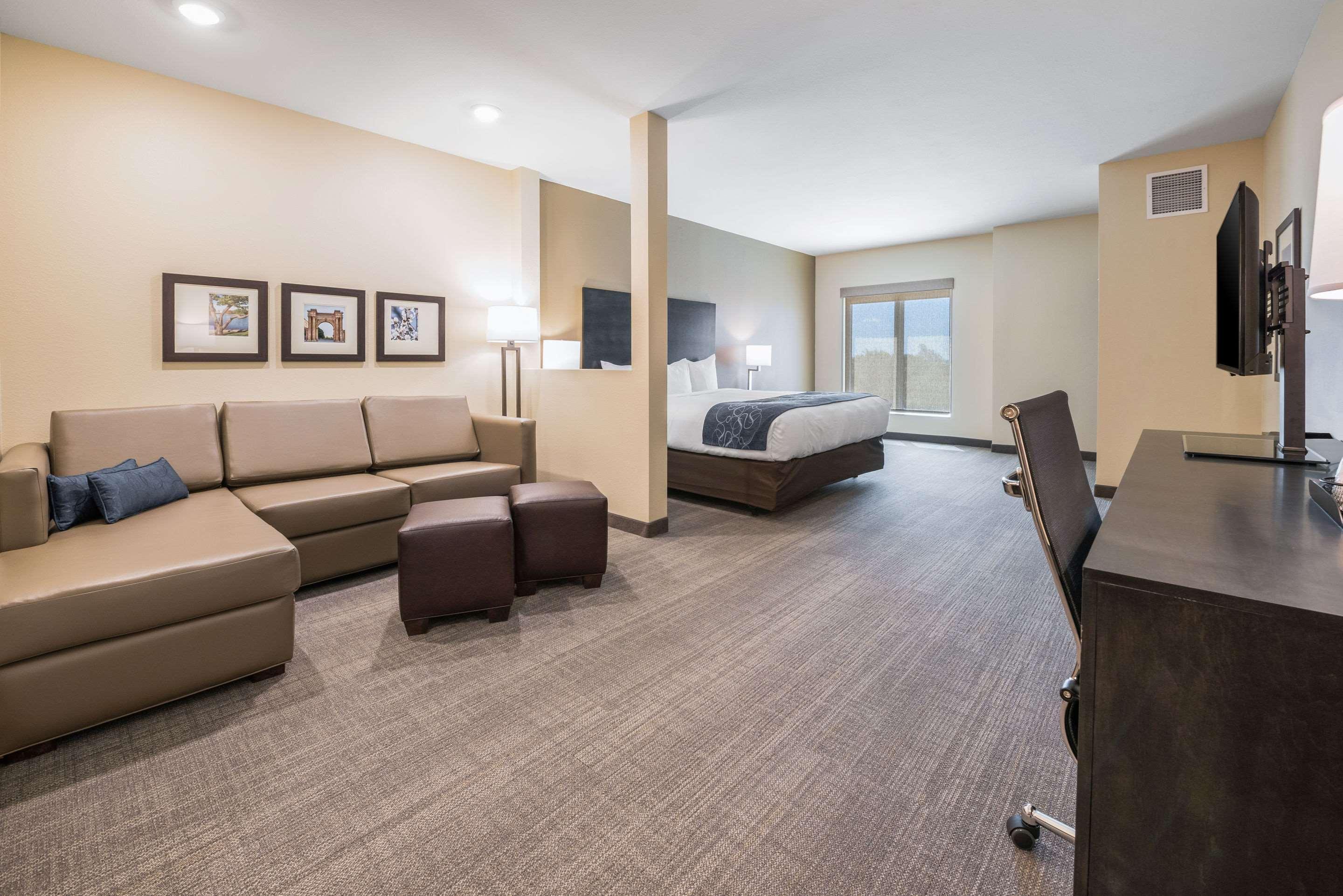 Comfort Suites Marysville Columbus - Northwest Экстерьер фото